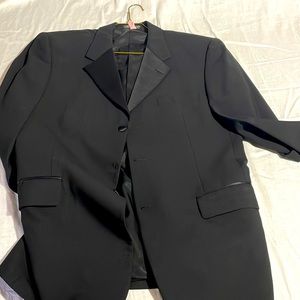 Men’s three piece tuxedo